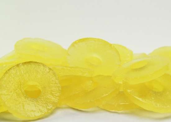 Frutta candita: ananas