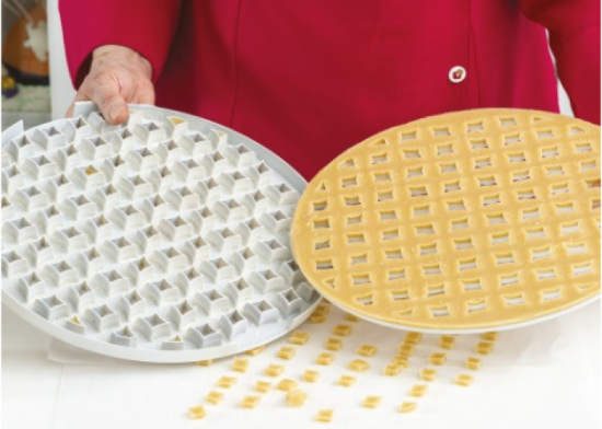 Tagliapasta crostata Arabesche