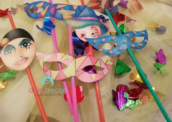 Pagliaccetti piatti cannucce