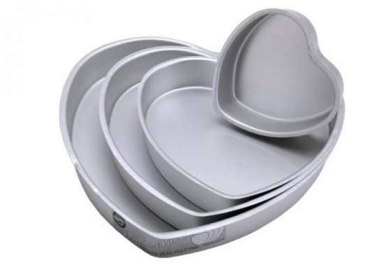 Teglie per dolci: set teglie cuore