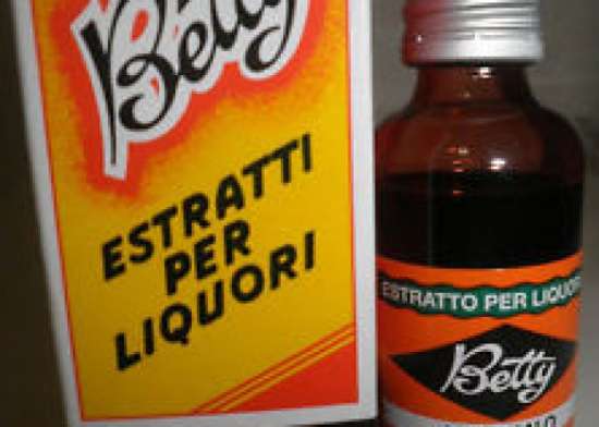 Preparato Liquore Nocino